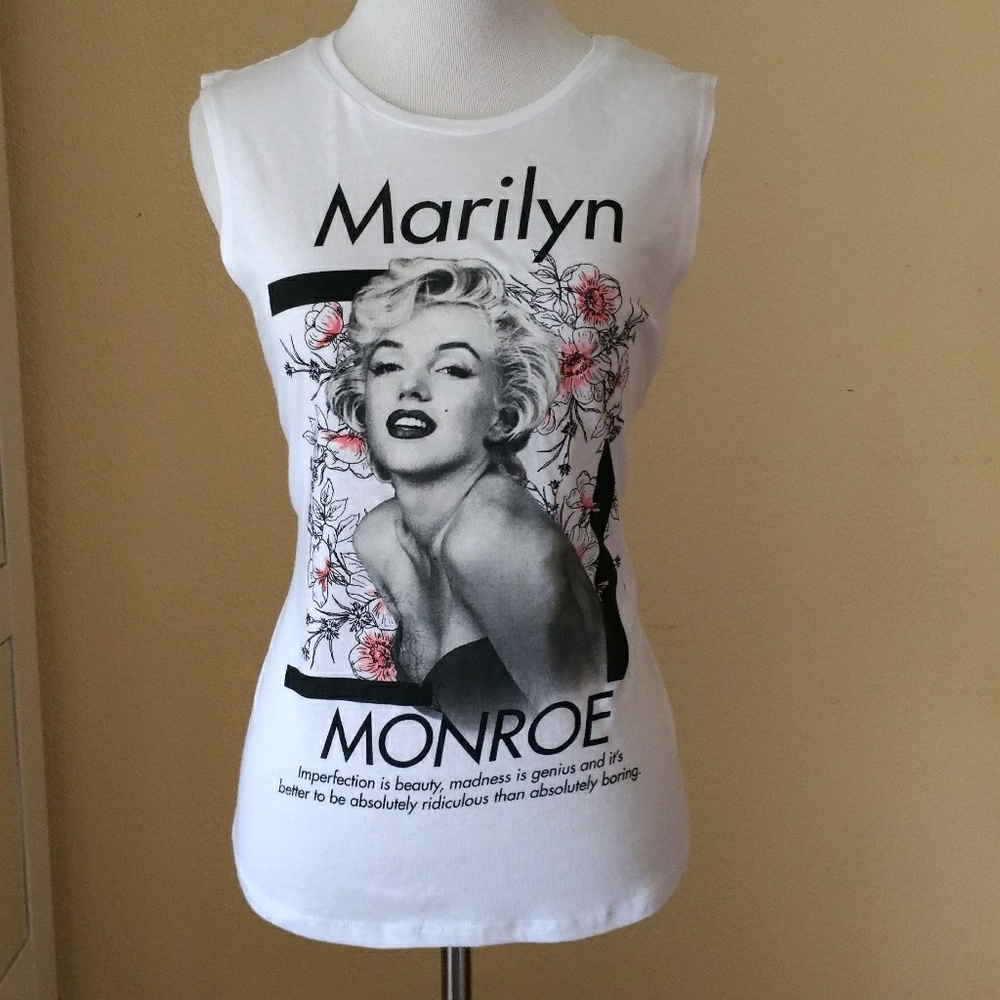 ※NEW※ MARILYN MONROE QUOTE SLEEVELESS TOP -SIZE: L - Picture 2 of 8